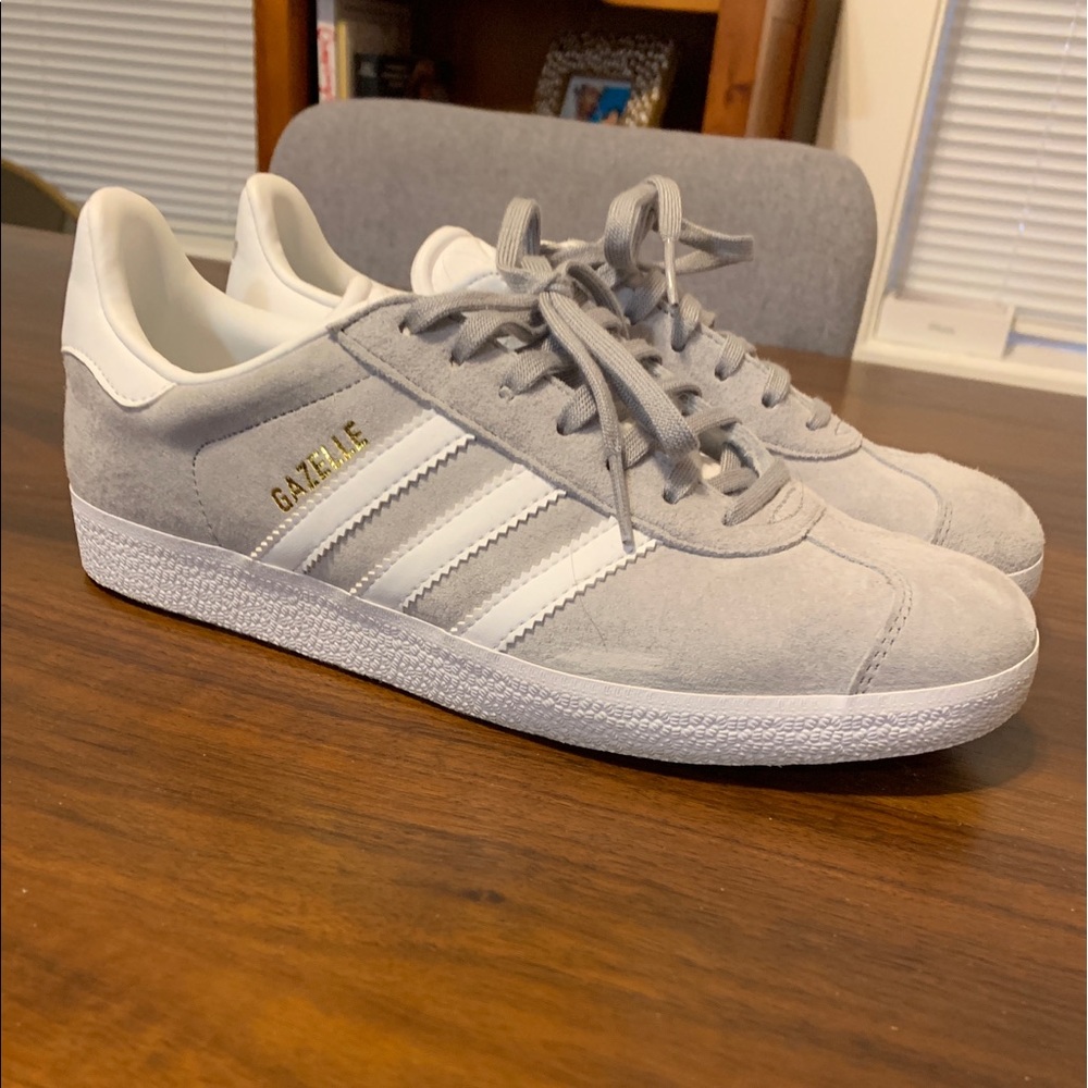 Adidas gazelle light gray show - worn once!